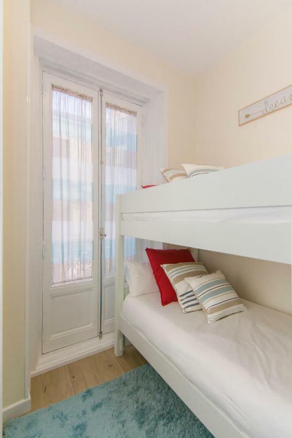 Sol Luxury Suites Madrid Exterior foto
